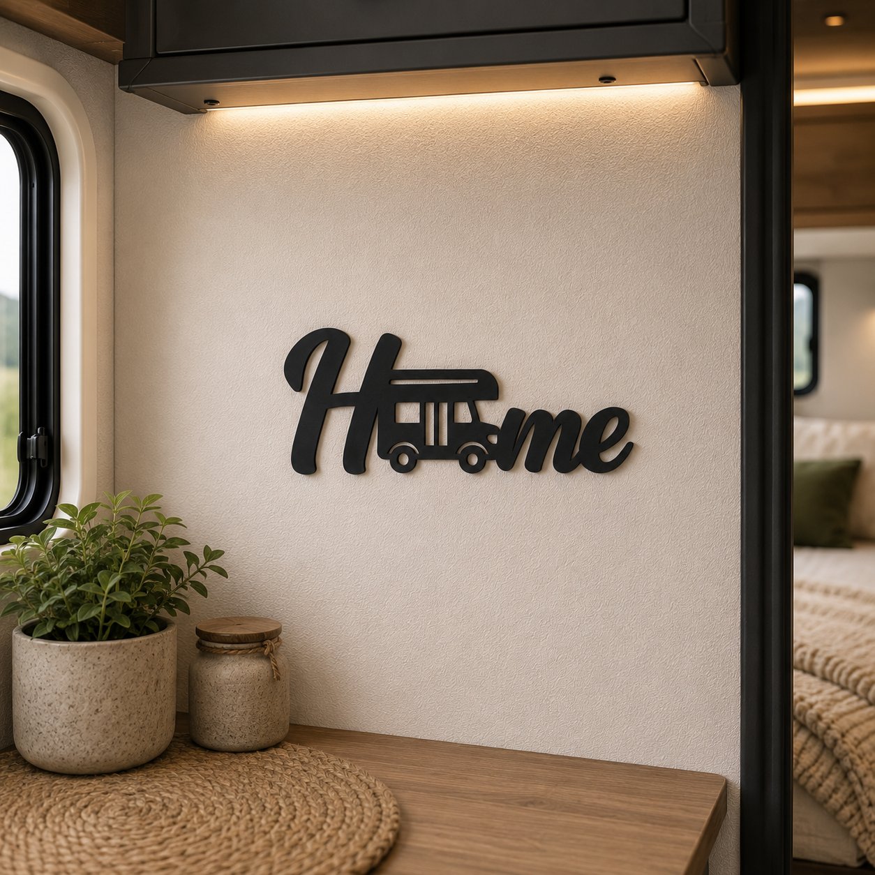Klebendes Home Schild Camper als moderne Wanddekoration – Produktansicht 7