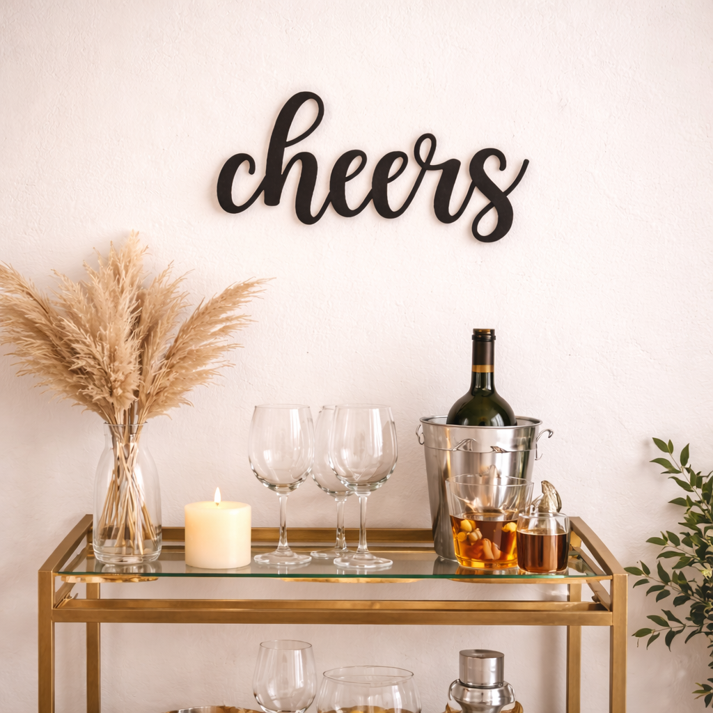 Klebendes Cheers schild als moderne Wanddekoration – Produktansicht 6