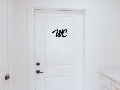 Klebendes WC Türschild als moderne Türdekoration